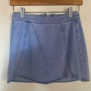 Women’s Scalloped Jean Skirt